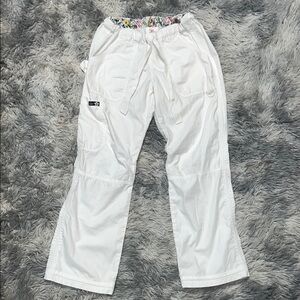 ♥️ White extra small khaki scrub pants